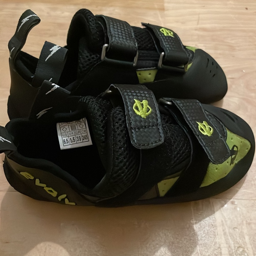 Evolv Predator G2 Rock Climbing Shoes